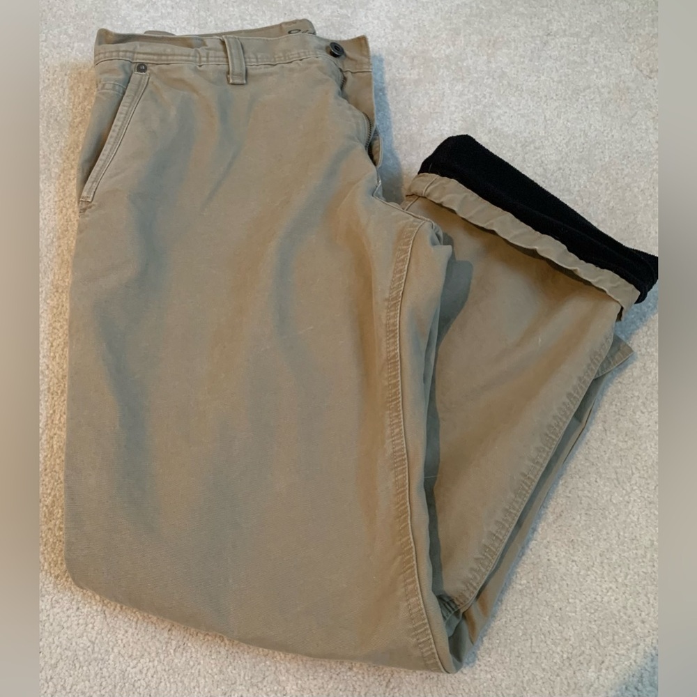 Eddie Bauer fleece lined cargo pants. EUC. Size 35/34. Khaki. - Picture 2 of 5